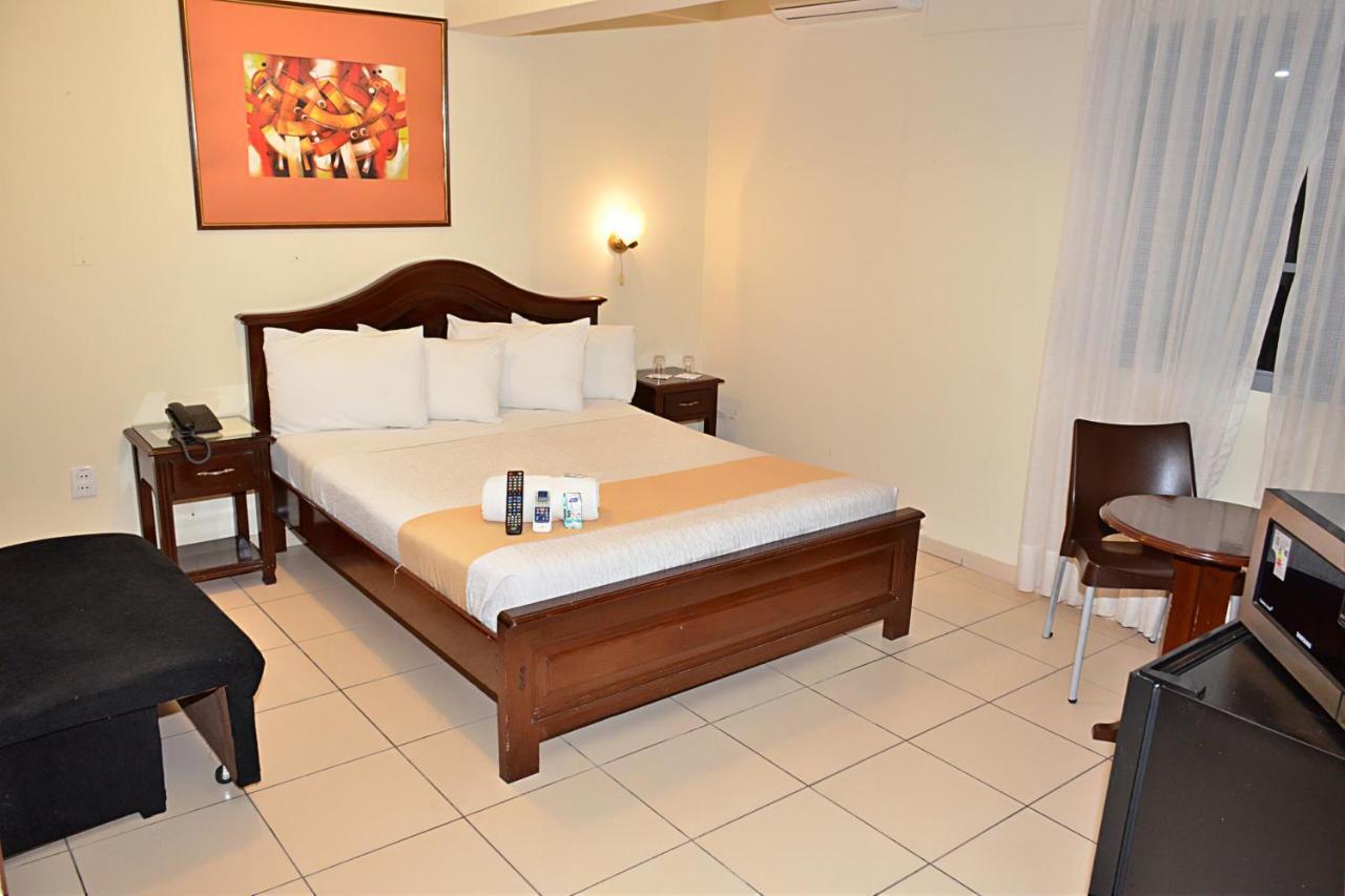 La Siesta Hotel Santa Cruz de La Sierra Dış mekan fotoğraf
